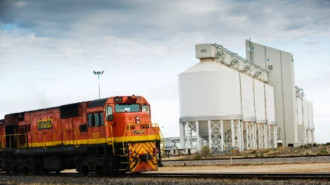 Train arriving at Port Adelaide Outer Harbor.jpg